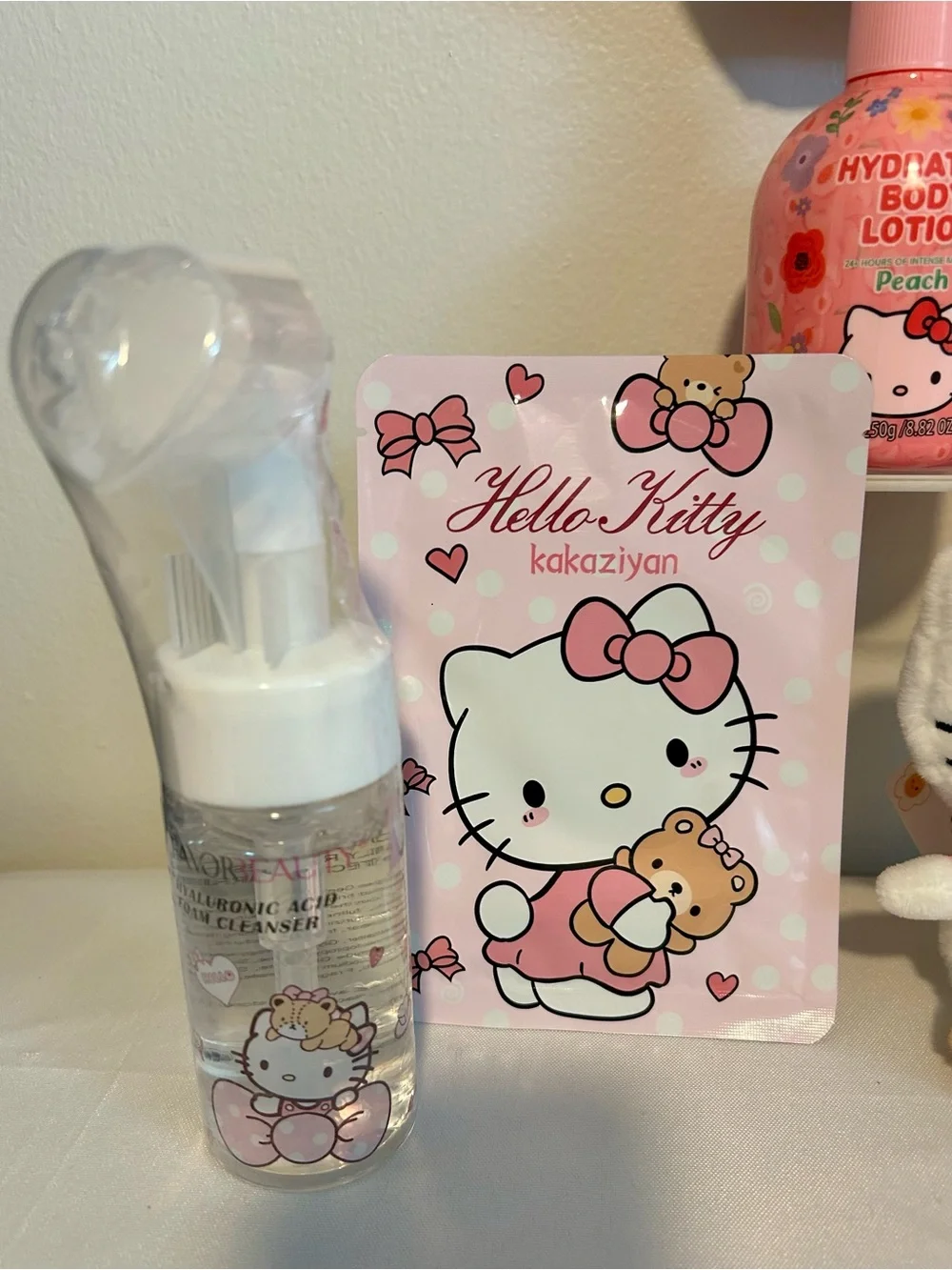 Hello Kitty hello kitty